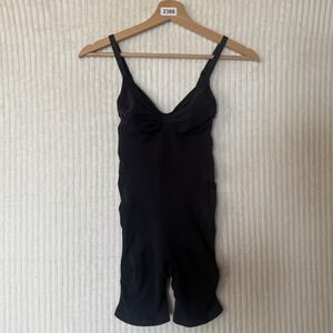 SKIMS Seamless Sculpt Mid Thigh Bodysuit Onyx Black Size Large Stretchy NWOT $74